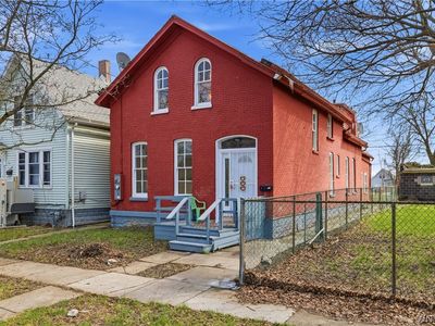 355 Bristol St