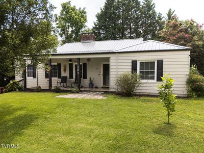 203 E Gilmer Park