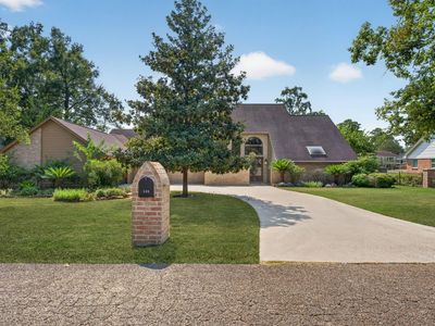 589 Brandon Rd