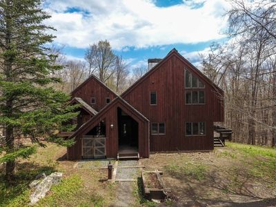 583 Hawk Spur Road