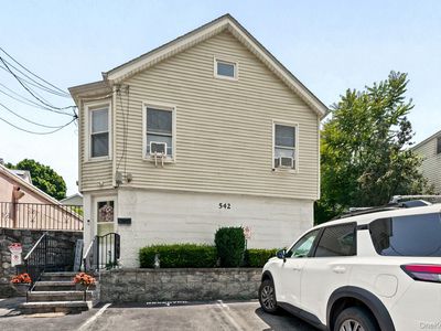 542 Commerce Street