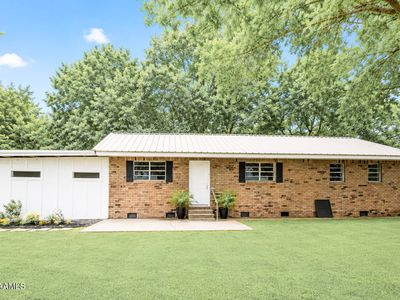 1108 Coteau Rd