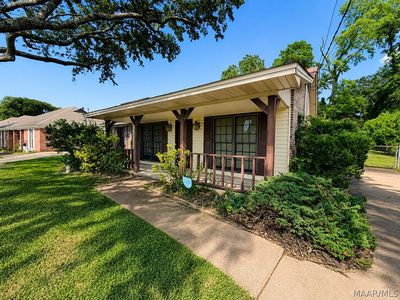 3385 Roxana Rd