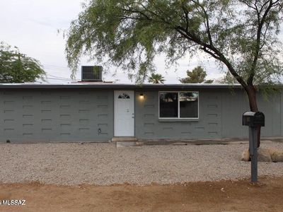 1912 S Columbus Blvd