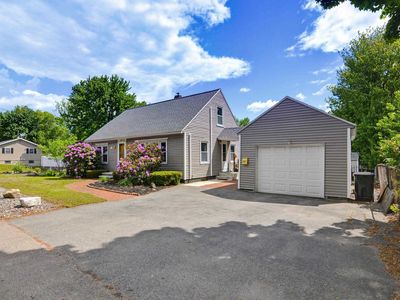367 Mammoth Road