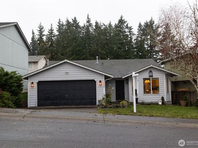 1524 E 200th Street Ct