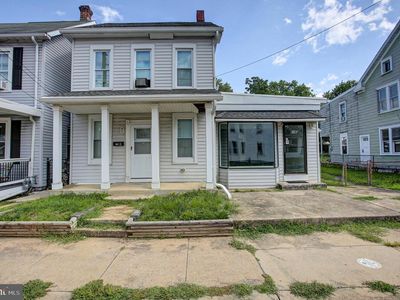 818 Salem Ave