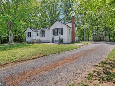 4379 Doctor Samuel Mudd Rd