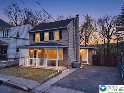 446 W Saint Joseph St