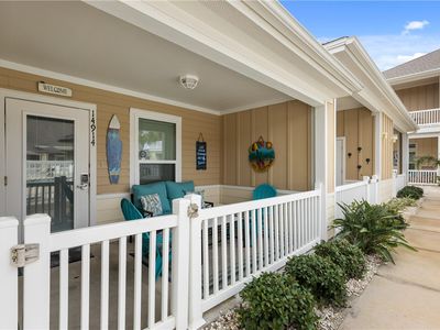 14914 Island Village Dr