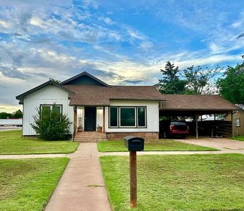Property at 810 Avenue E NW, Childress, TX