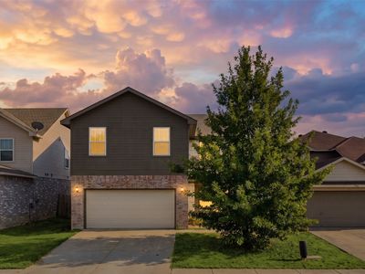 Property at 9910 Ironhorse Dr, Dallas, TX