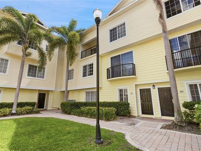 9875 Meadow Field Cir #308