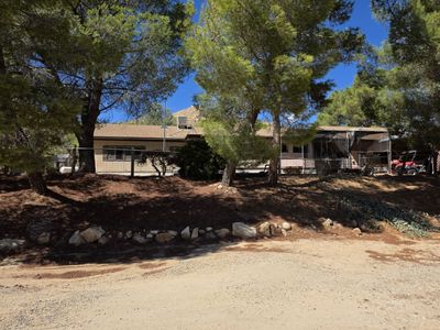 Property at 122 Cypress Ln, Wofford Heights, CA