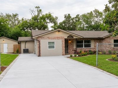 5607 Chet Drive