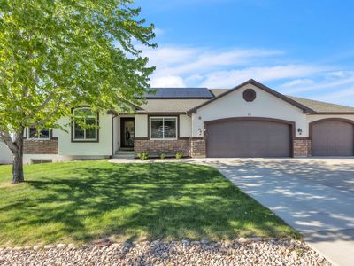 23 E Park Dr