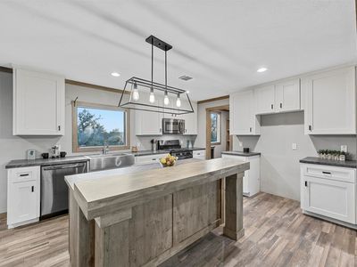 942 Private Road 4219