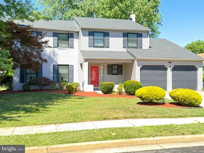 4 Dickens Ln