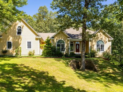 11 Eastland Drive