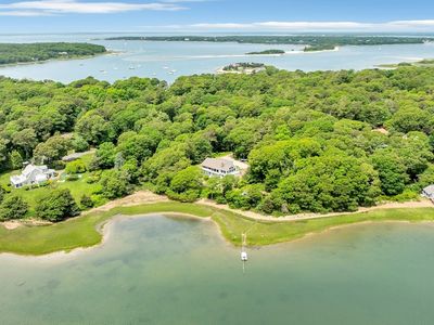 233 Scraggy Neck Rd
