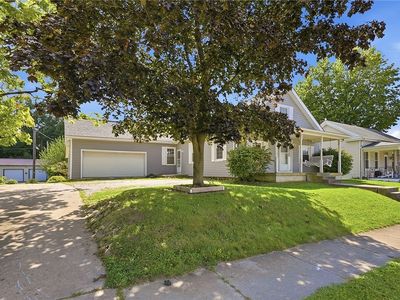261 E Main St