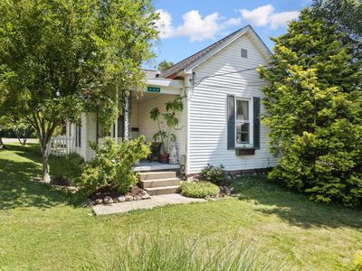 320 E Plane St