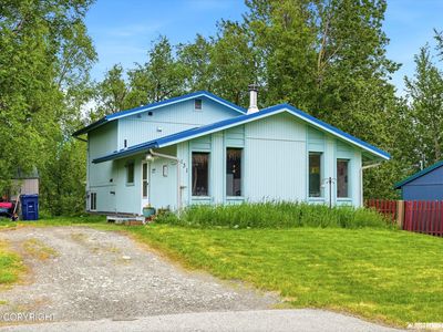 Property at 131 S Silver Tip Dr, Palmer, AK