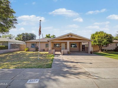 3907 E MULBERRY Drive