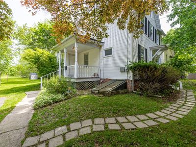 66 Main St