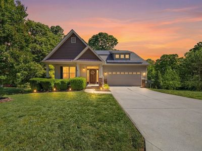 15 Kinlock Ln