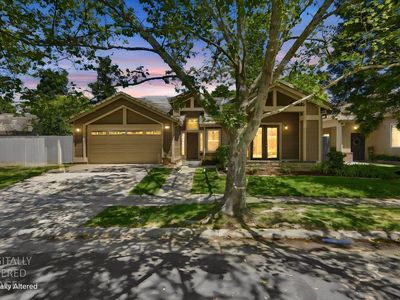 3609 Grimshaw Way