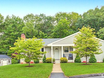 15 Cloverdale Circle