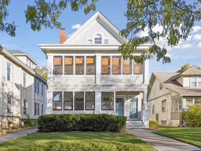 2441 Dupont Ave S