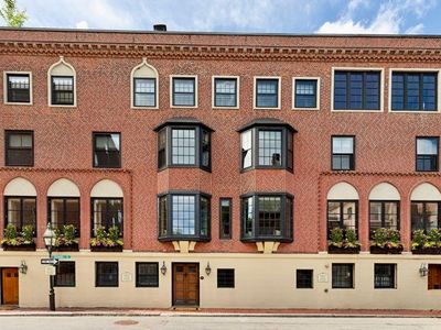 23-25 Beaver Pl