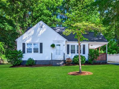 1118 N Woodleigh Cir