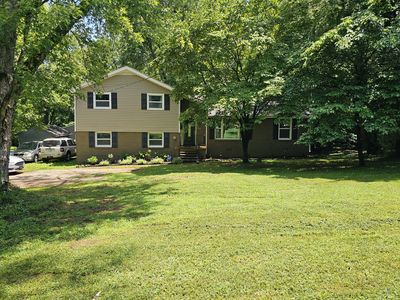 1215 Parkview Ter