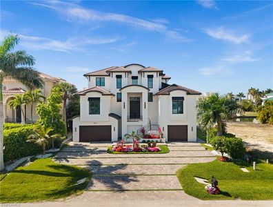 380 Trade Winds AVE
