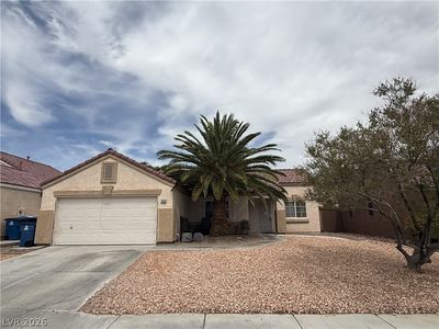 2610 Moon Wave Ave
