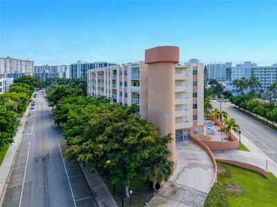 200 178th Dr APT 711