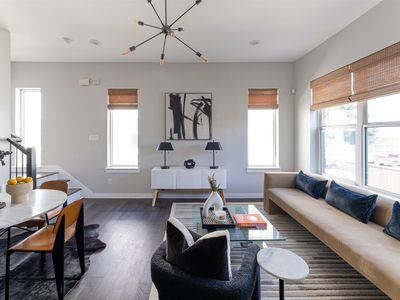 4620 Munger Ave #107