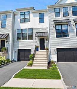 17 Brentwood Circle #17