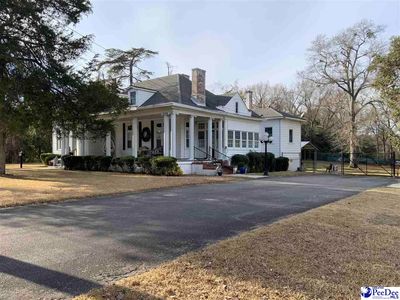 403 W Main St