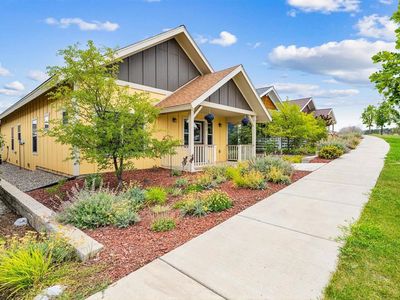 571 Confluence Avenue