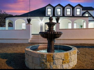 2575 N State Highway 16