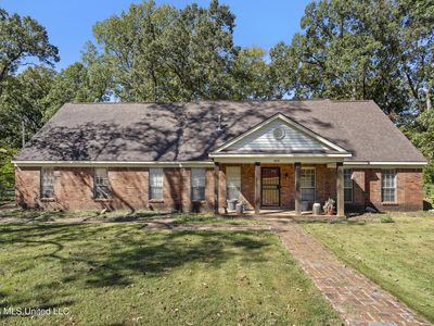 6858 Whippoorwill Rd