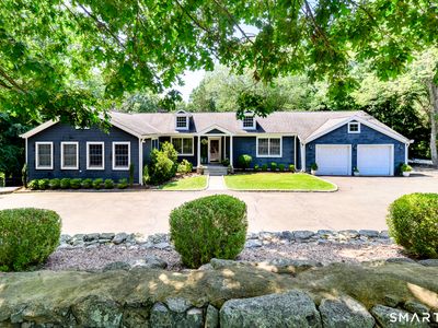64 East Hunting Ridge Road