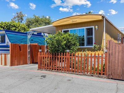 999 E Division E #E24