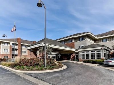801 N McLean Blvd APT 308