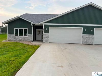 Property at 1443 7th St N, New Ulm, MN