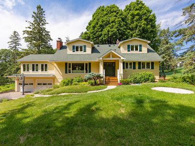 Property at 2275 Linner Rd, Wayzata, MN